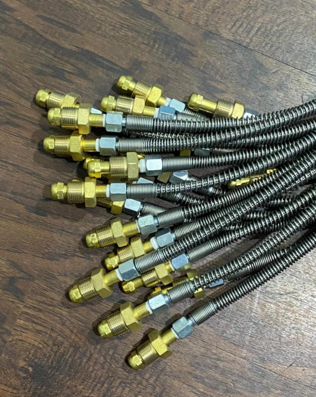 尼龍?jiān)鰪?qiáng)聚氨酯軟管的特性