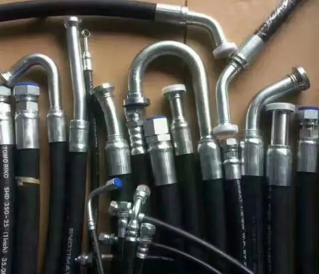 解密小口徑超柔韌可彎曲除塵通風軟管